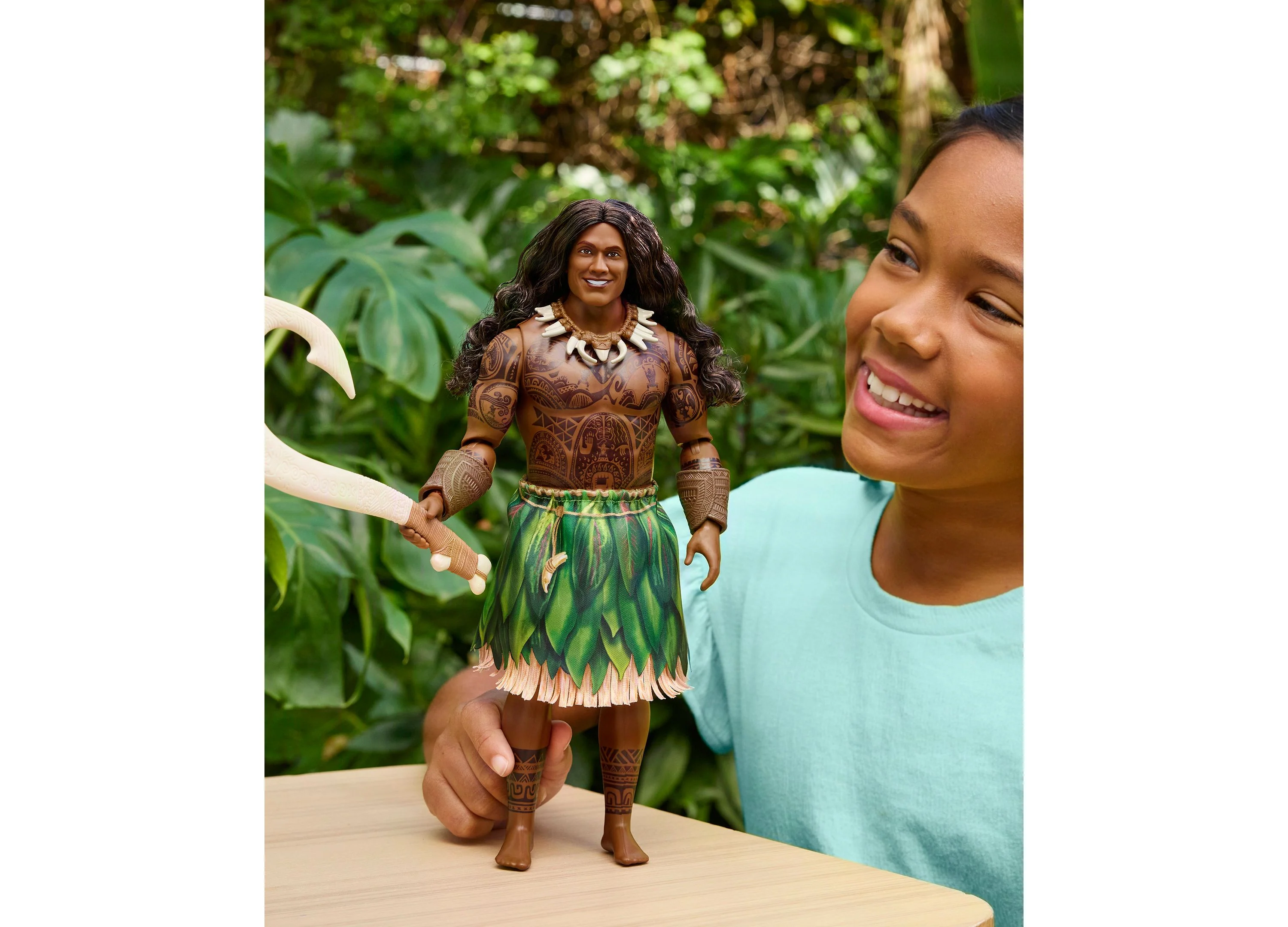 Disney Princess Maui Fashion Doll Set, Live-Action Movie Inspired, Removable Outfits with 4 Accessories - Image 4