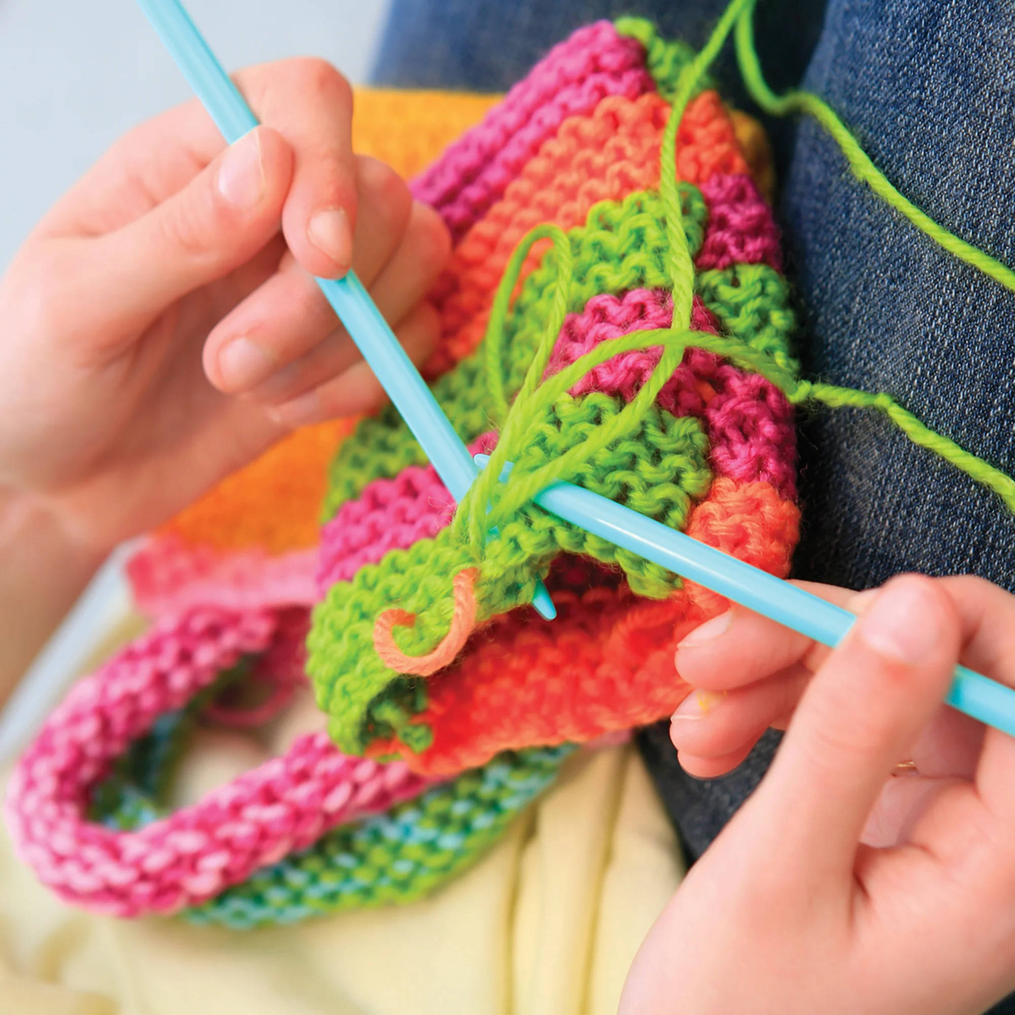 4M Easy To Do Knitting Kit With Yarn And Needles - Image 4
