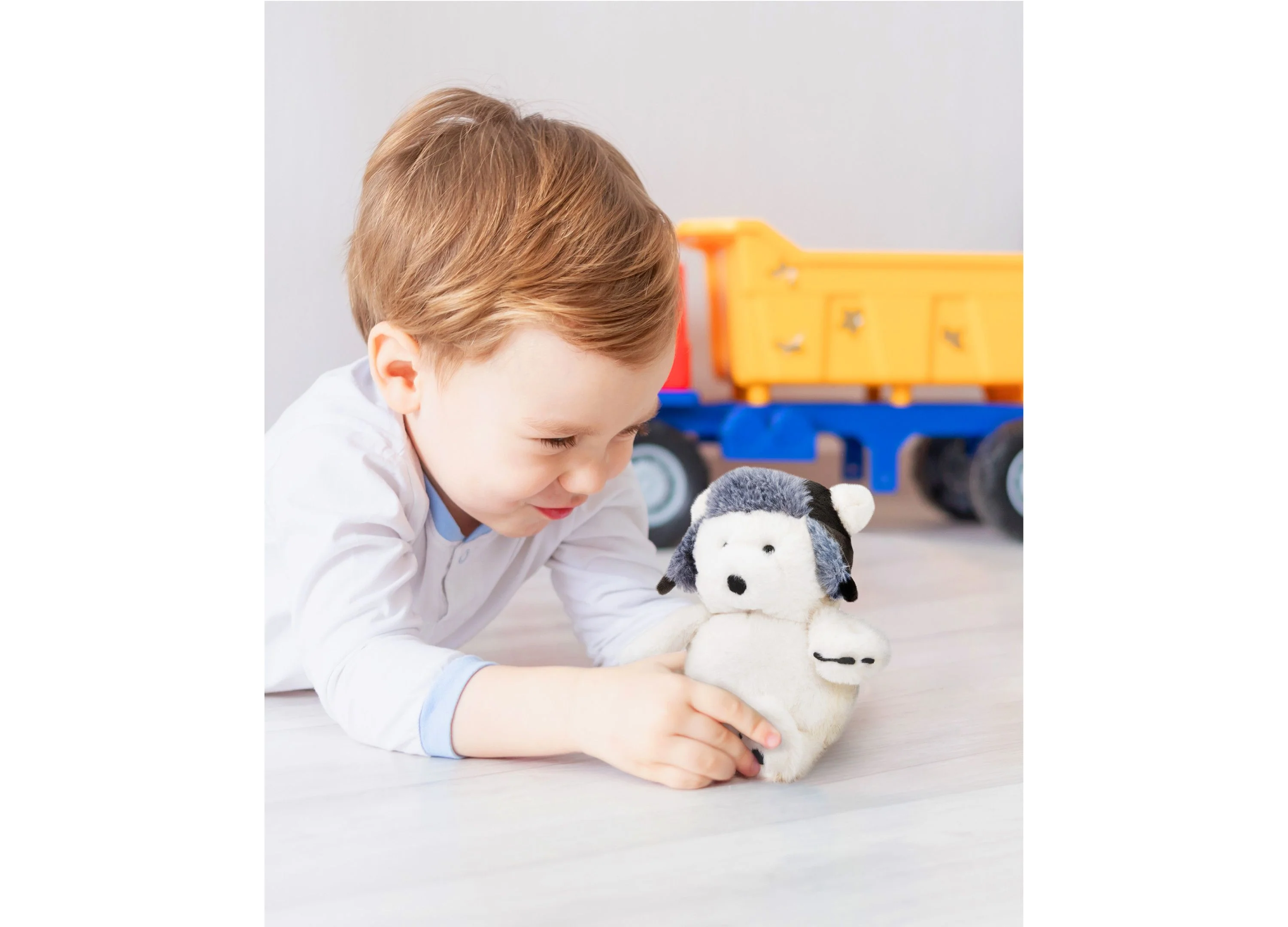 Geoffrey's Toy Box Exclusive 6-inch Winter Polar Bear Plush with Hat - Image 2