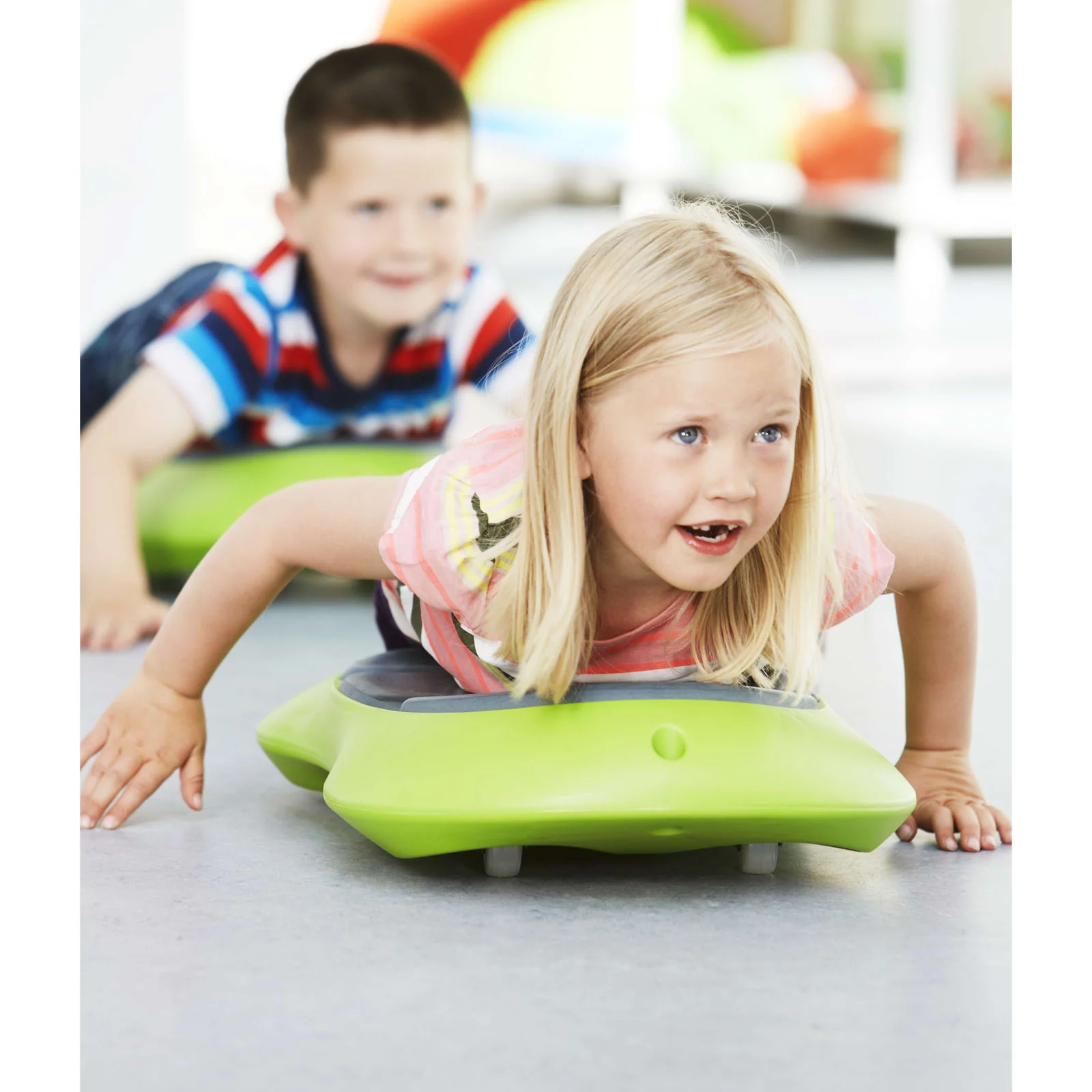 GONGE Floor Surfer® Roller Board for Playful Therapy and Motor Skills - Image 4