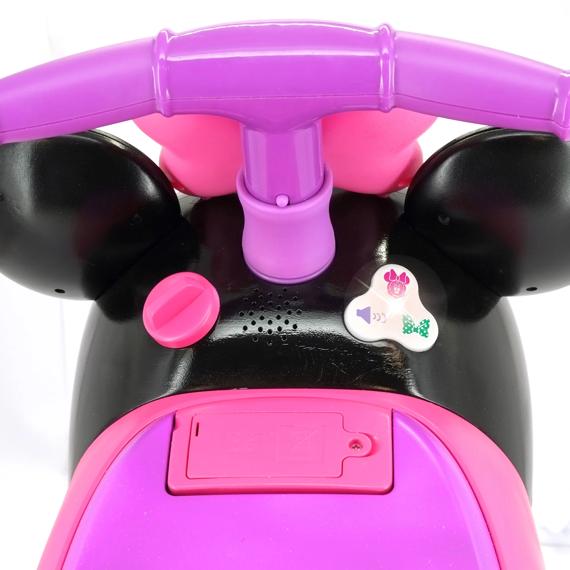 Kiddieland Disney Minnie Mouse Zoom Zoom Ride-On With Lights & Sounds - Image 3