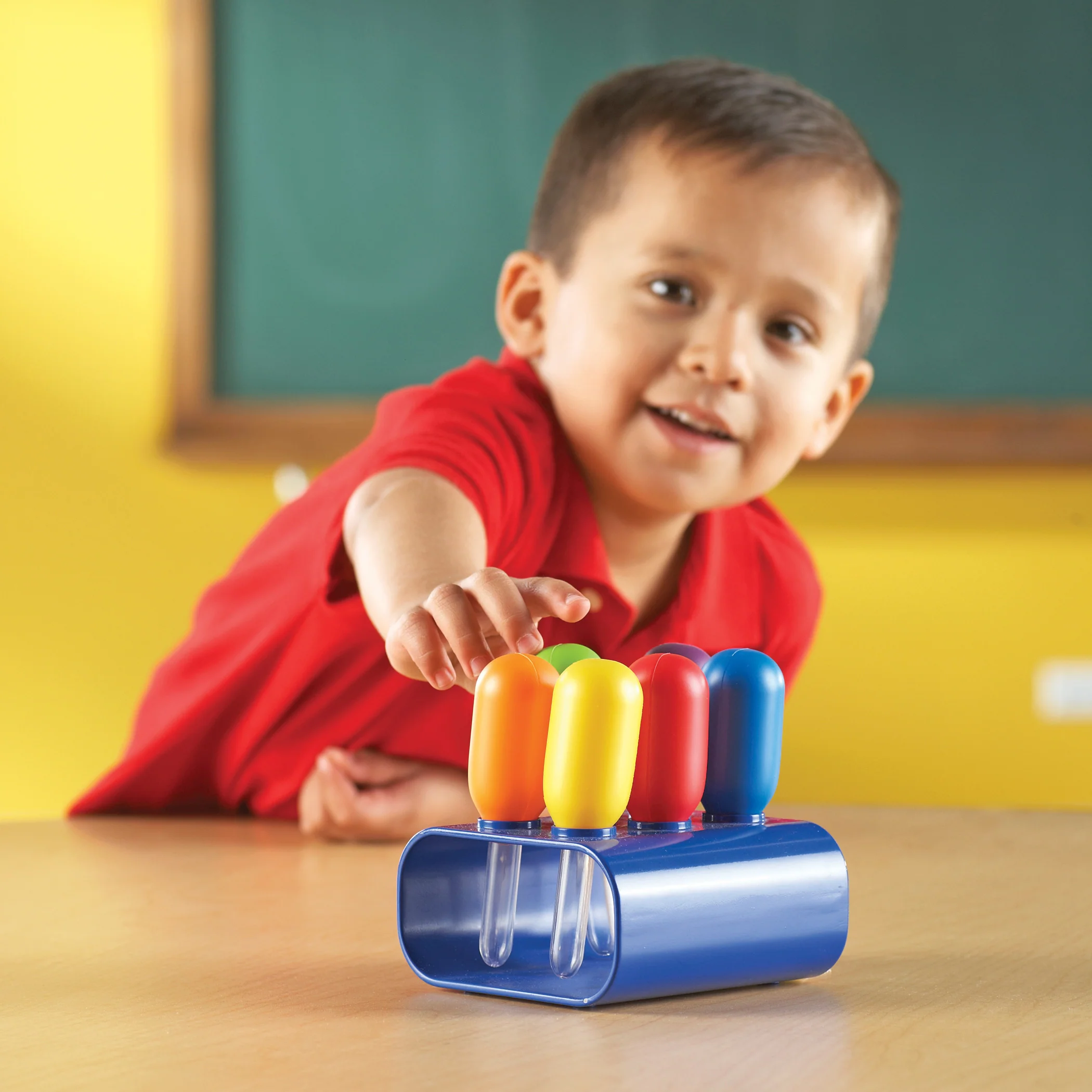 Learning Resources Primary Science Jumbo Eyedroppers Set with Stand - Image 3