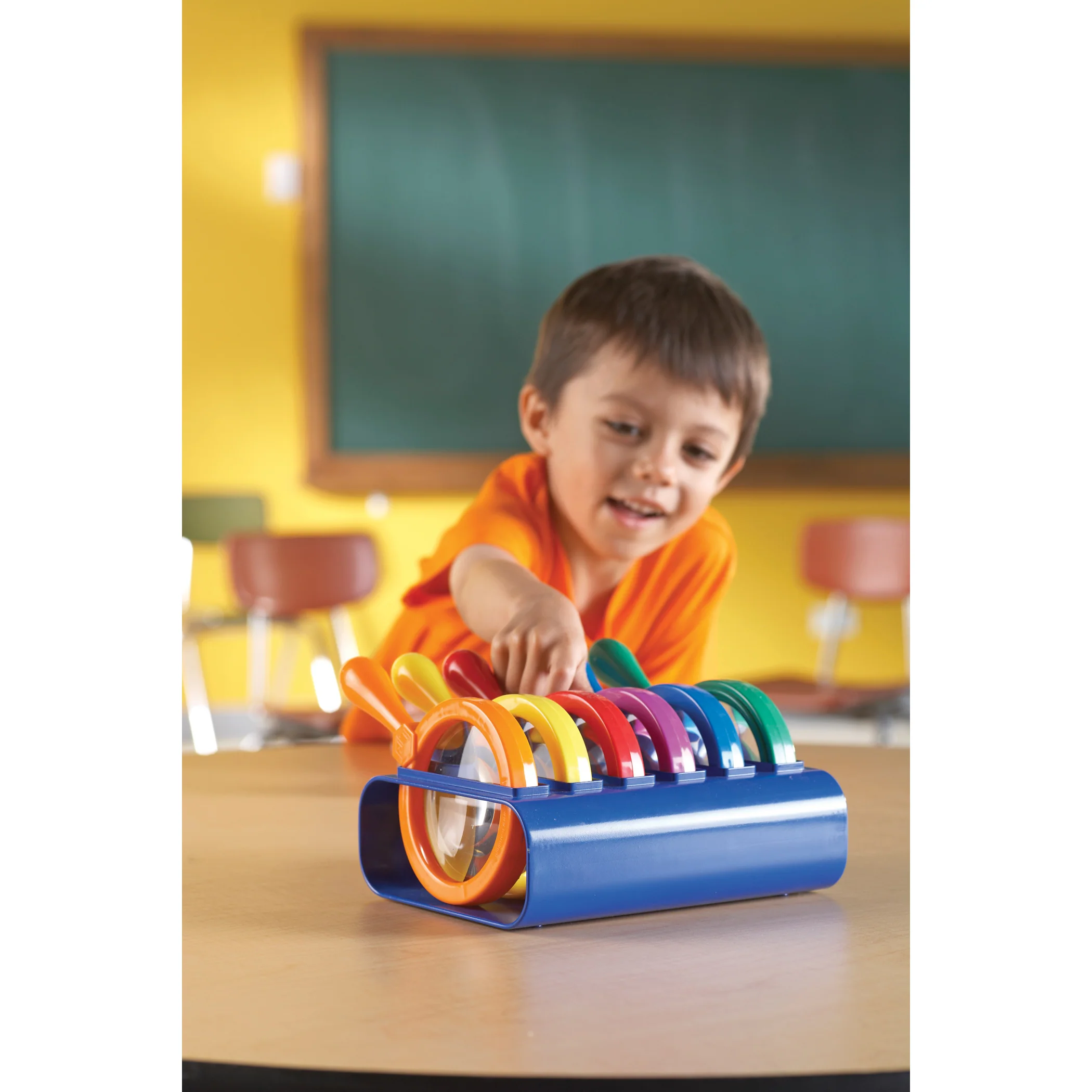 Learning Resources Jumbo Magnifiers Science Kit - Colorful Set of 6 - Image 4