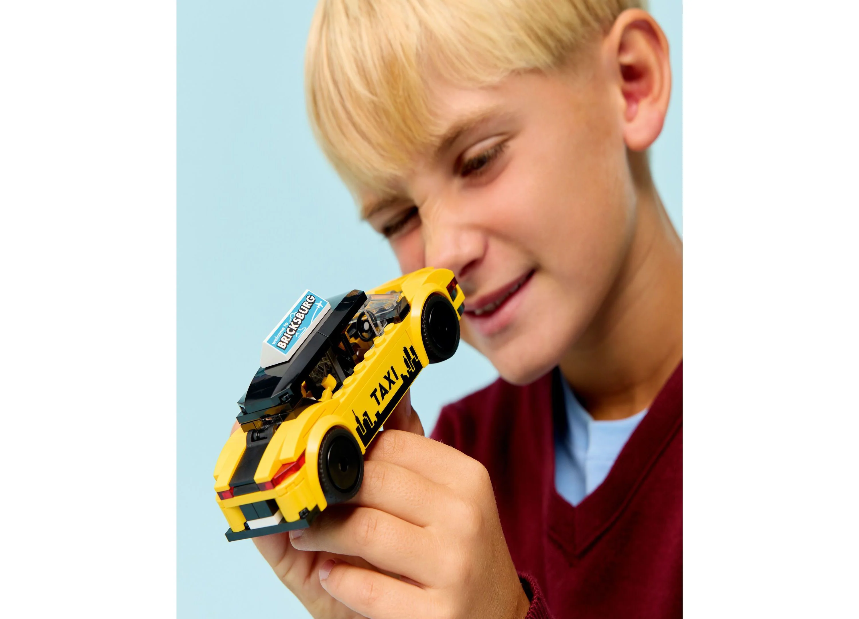 LEGO City Yellow Taxi Building Toy Set - 122 Pieces - Image 4
