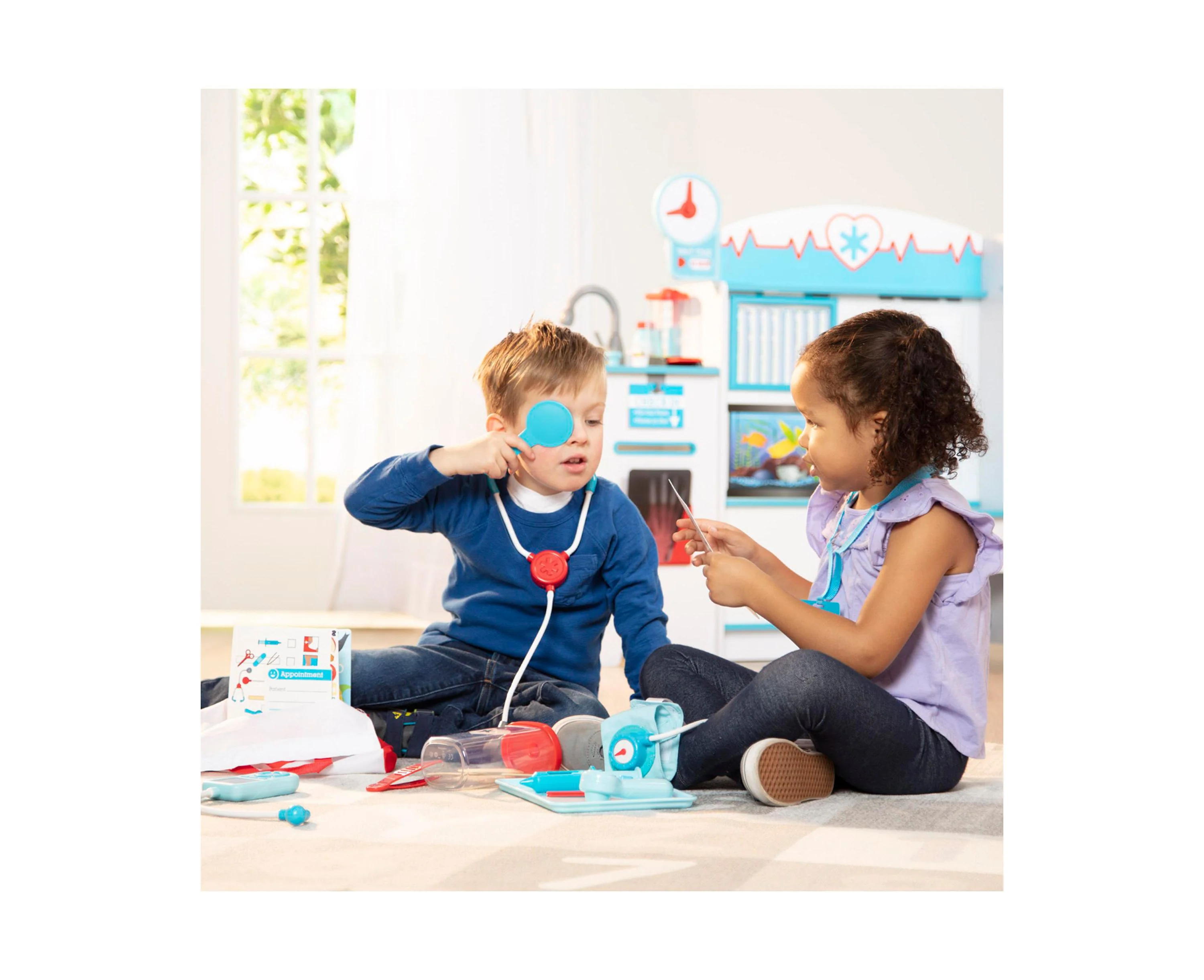 Melissa & Doug 25-Piece Get Well Doctor’s Kit Play Set - Image 5