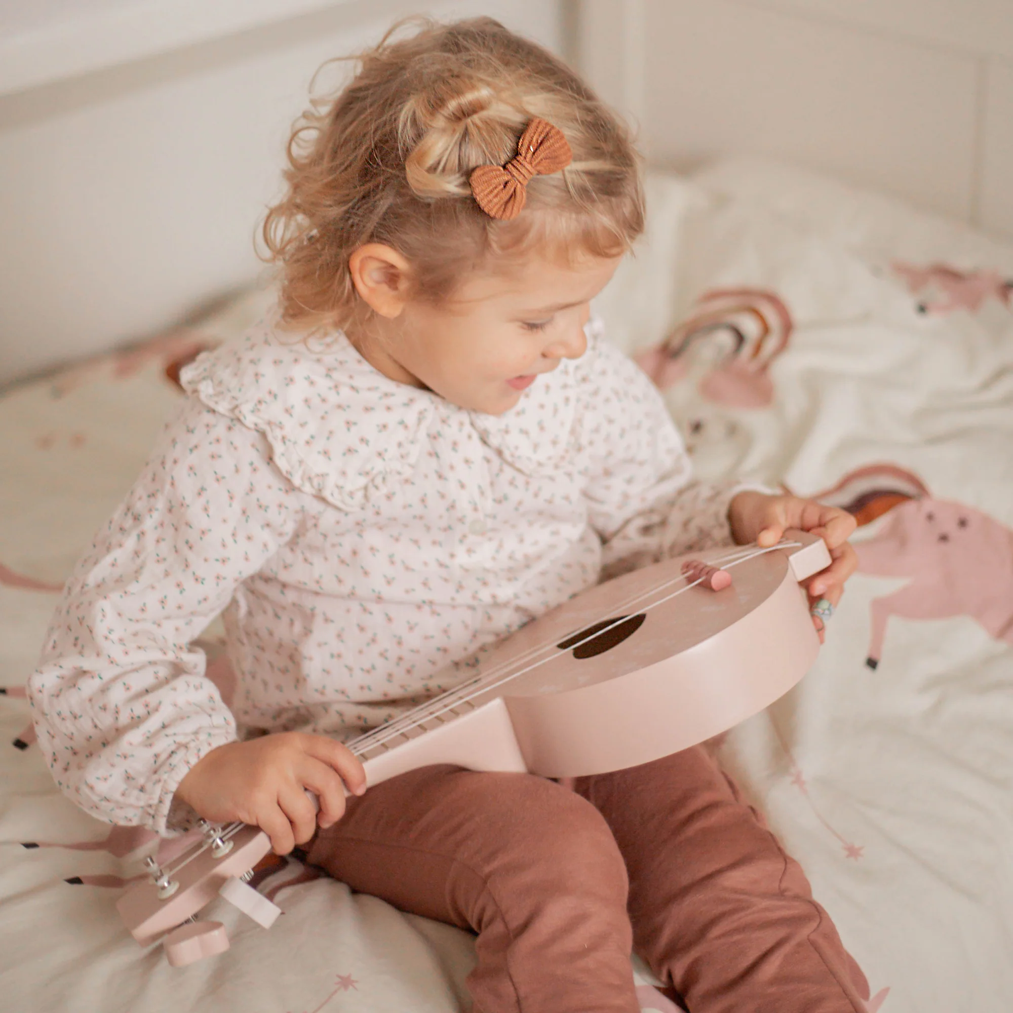 Wooden Banjo: Pink - Image 4